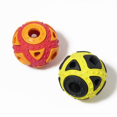 Vking manufacturer OEM/ODM high quality pet products Natural Rubber Hollow Ball for dog training interactive toys